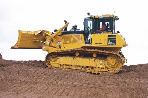 XT445L 5 action Pre Production 6 51