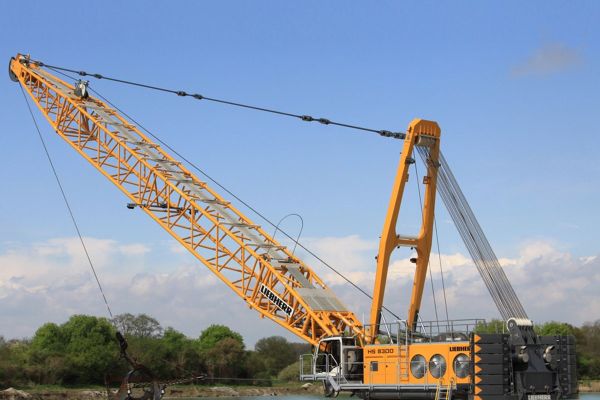 volvo benefits crawler excavator ec950f t4f stagev cn4 bigger machine bigger results 2324x1200