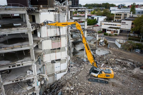 volvo benefits crawler excavator ec950f t4f stagev cn4 bigger machine bigger results 2324x1200