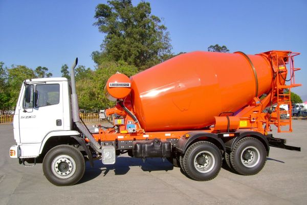 volvo benefits crawler excavator ec950f t4f stagev cn4 bigger machine bigger results 2324x1200