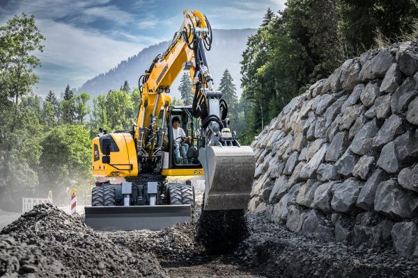 volvo benefits crawler excavator ec950f t4f stagev cn4 bigger machine bigger results 2324x1200