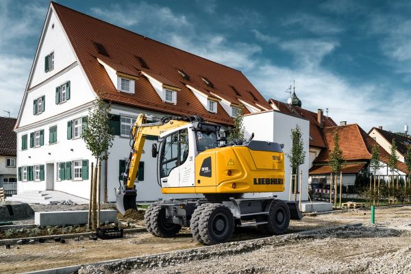 volvo benefits crawler excavator ec950f t4f stagev cn4 bigger machine bigger results 2324x1200