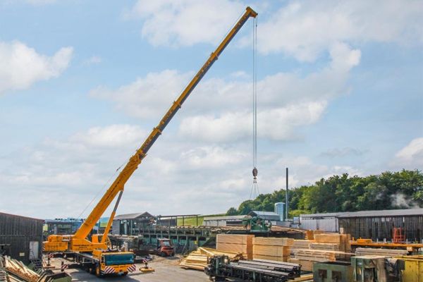 volvo benefits crawler excavator ec950f t4f stagev cn4 bigger machine bigger results 2324x1200