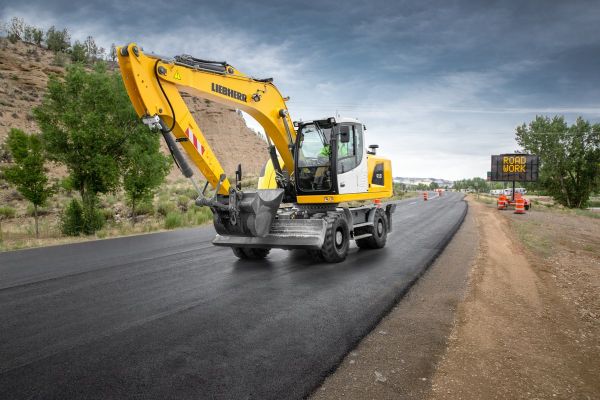 volvo benefits crawler excavator ec950f t4f stagev cn4 bigger machine bigger results 2324x1200