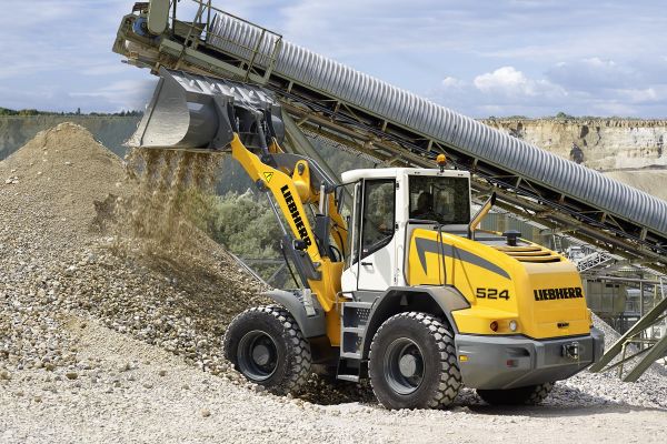 volvo benefits crawler excavator ec950f t4f stagev cn4 bigger machine bigger results 2324x1200