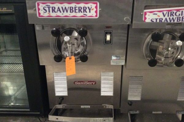 frozen beverage machine saniserve new and used machines for sale the machine market 54568